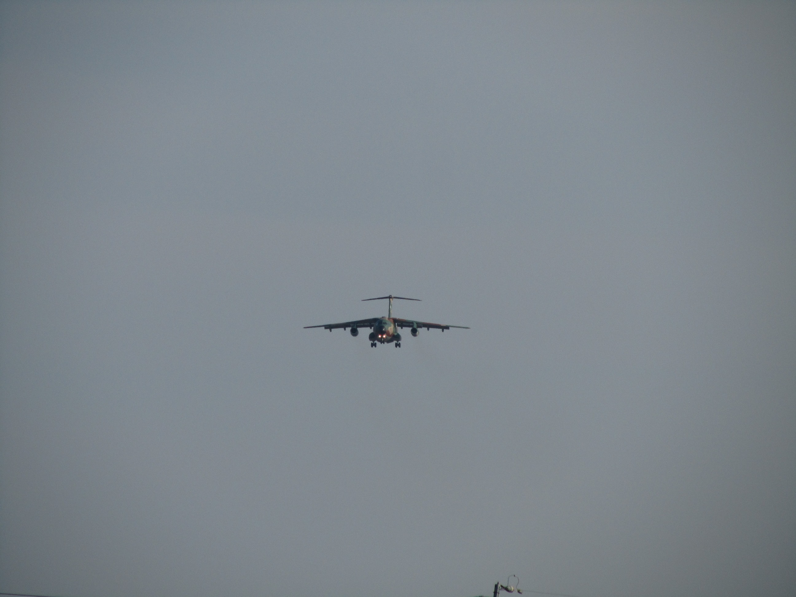 名古屋飛行場に着陸するC-1輸送機
